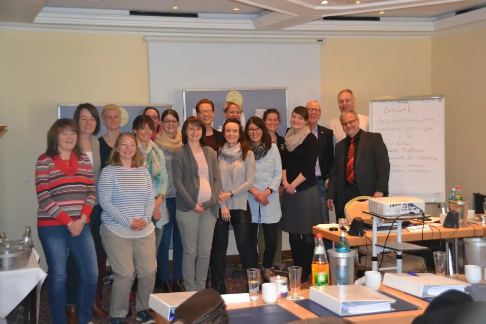 Gruppenfoto Lehrgang April 2016 in Bremen